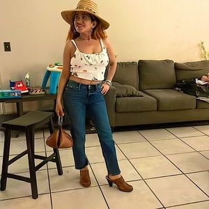 Calvin Klein Jeans sz pictured 100%cotton slit on bottom of inseam .midrise